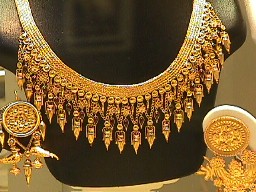 Jewelery stores in Athens, gold jewelery in Athens, gold jewelery in Greece,Greek jewelery stores,Greek gold shops, Athens jewelry, jewelry in Athens,
