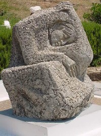 memorial sculpture, kalavrita